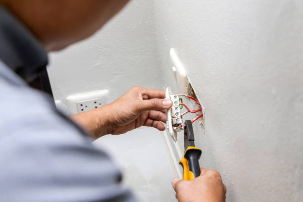 Best Electrical Repair Services  in Canyonville, OR